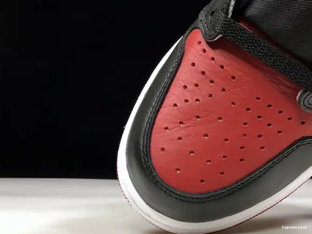HYPE OG Air 555088-001 Banned 1 Jordan High Retro 0610